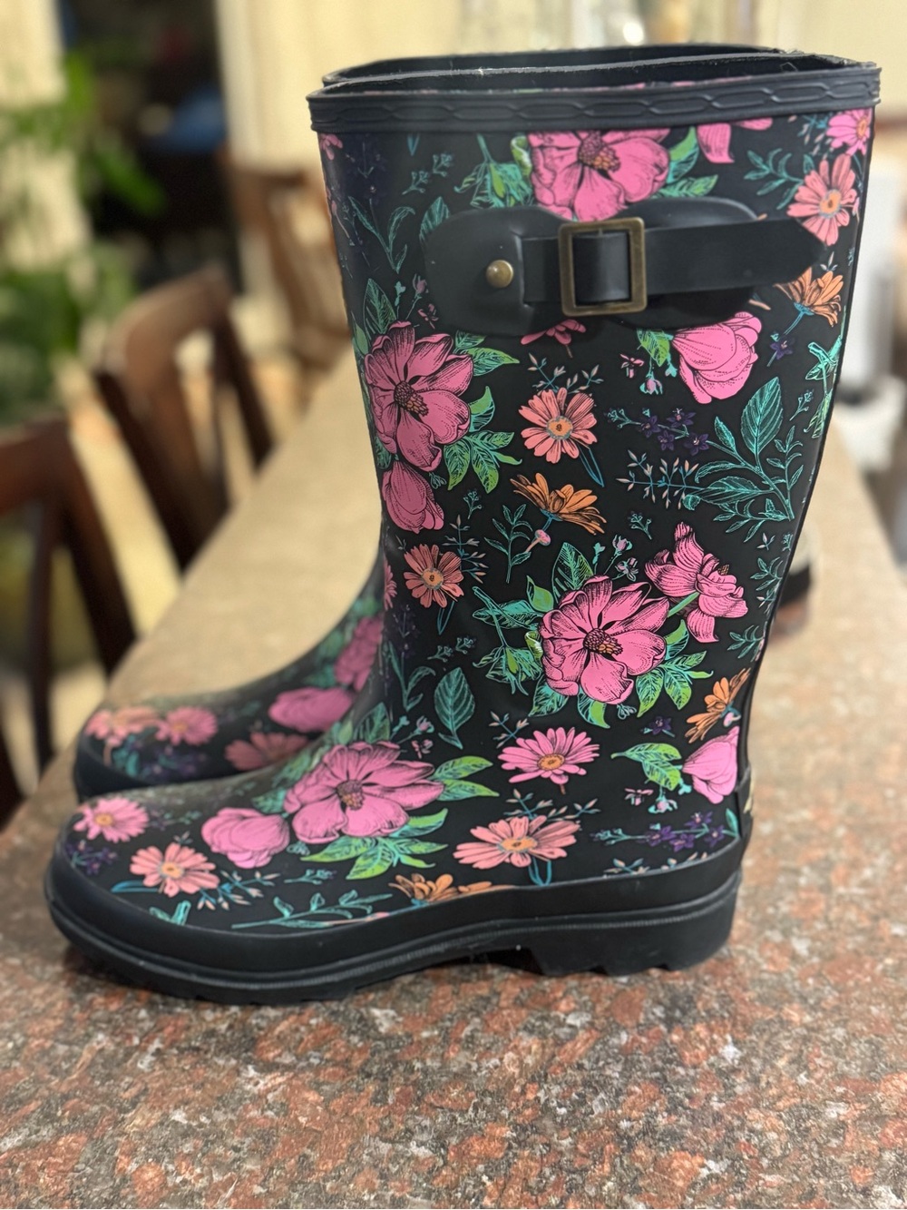 Women's Floral Waterproof Rain Boots - Black/Pink Flower. Blue Mountain. Sz 9.